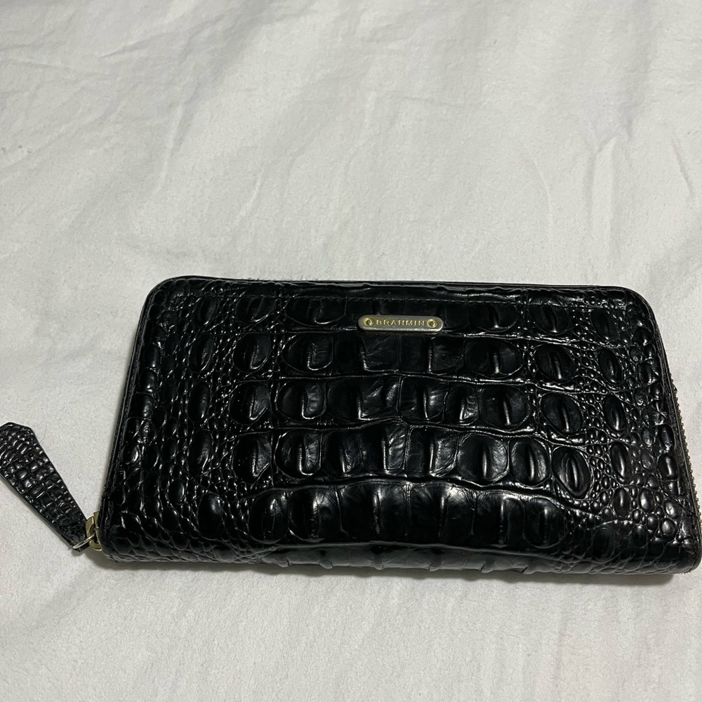 Brahmin zip wallet